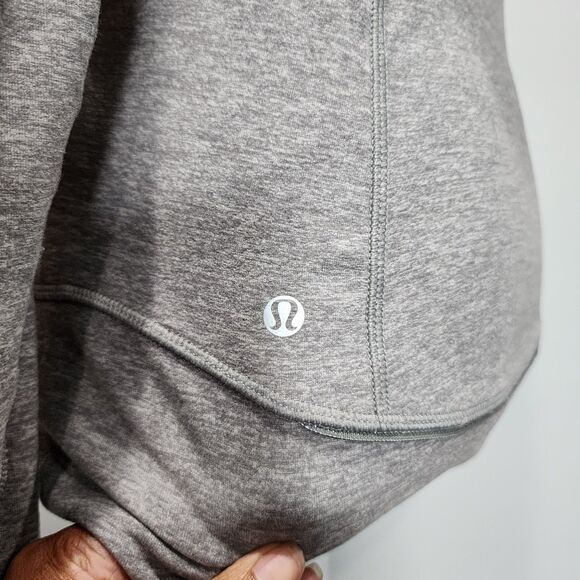 LULULEMON GRAY 1/4 ZIP STRETCHY ZIP POCKETS SWEATSHIRT PULLOVER SIZE 4 - Picture 7 of 11